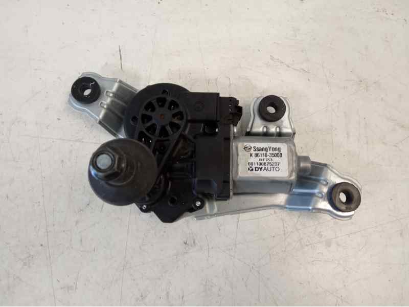 Recambio de motor limpia trasero para ssangyong tivoli limited 4x2 referencia OEM IAM K8611035000  