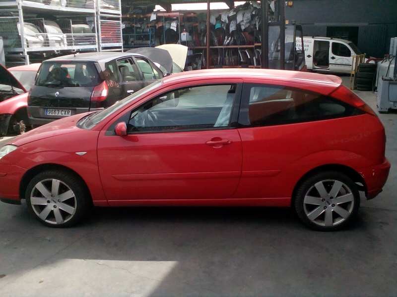 ford focus berlina (cak) del año 2003