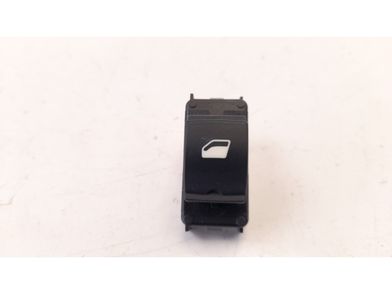 Recambio de mando elevalunas trasero derecho para opel corsa f 1.2 referencia OEM IAM 98044803ZD IAF070007CP 
