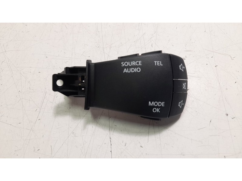 Recambio de mando volumen para renault talisman 1.5 dci diesel fap energy referencia OEM IAM 255520229R  