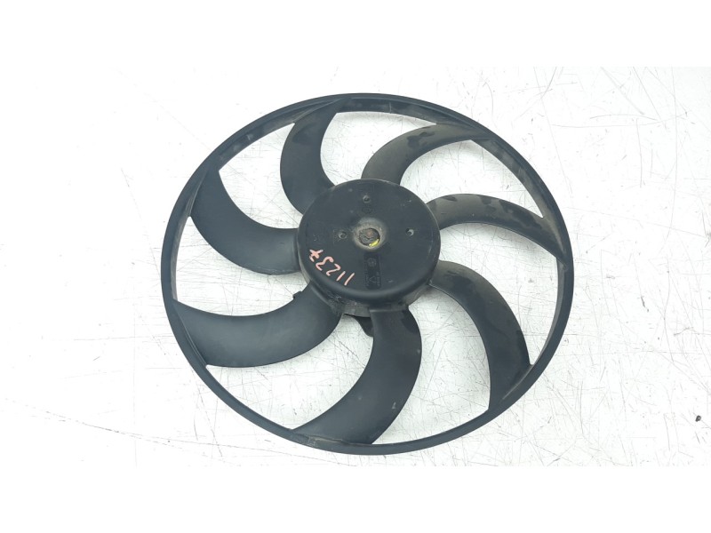 Recambio de electroventilador para peugeot 2008 (--.2013) 1.2 12v e-thp referencia OEM IAM 9801666680 47337 102GA200319
