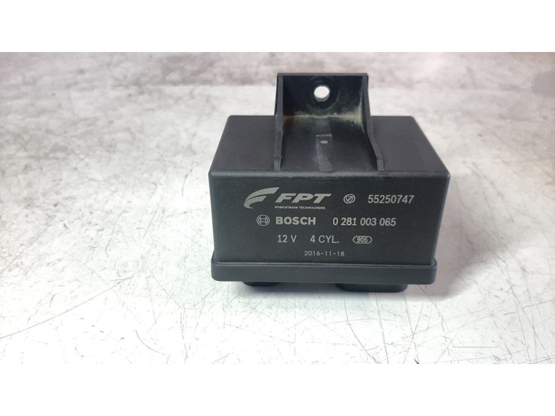 Recambio de caja precalentamiento para jeep renegade 1.6 m-jet cat referencia OEM IAM 55250747  