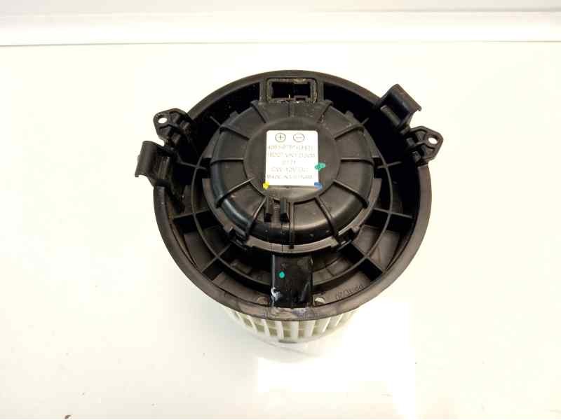 Recambio de ventilador calefaccion para ssangyong tivoli limited 4x2 referencia OEM IAM 4051076  
