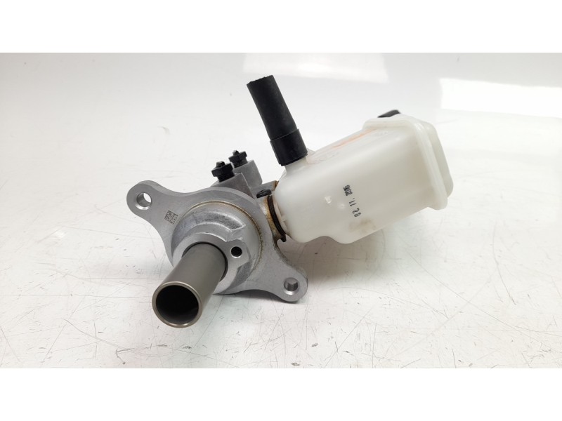 Recambio de bomba freno para hyundai i30 (gd) 1.4 cat referencia OEM IAM 58510A5200  