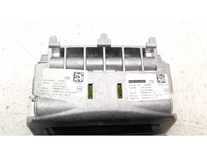 Recambio de apoyabrazos central para audi q7 4mg referencia OEM IAM 4M8864207S  