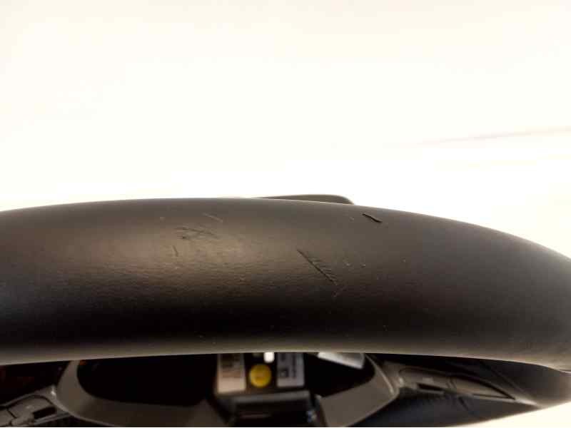 Recambio de volante para ssangyong tivoli limited 4x2 referencia OEM IAM 4611035001LBH  