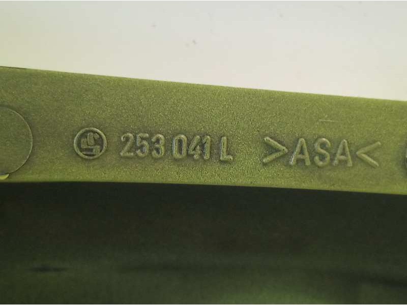 Recambio de molduras traseras para smart coupe cdi pulse referencia OEM IAM 253041L  