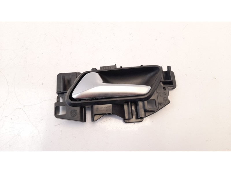 Recambio de maneta interior delantera izquierda para opel corsa f 1.2 referencia OEM IAM 39198474  