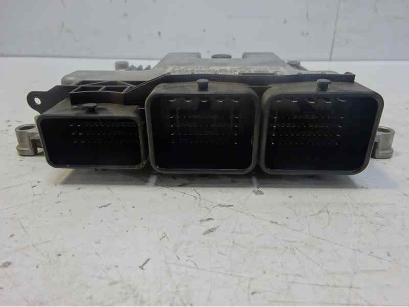 Recambio de centralita motor uce para peugeot 208 allure referencia OEM IAM 96788182 0281018228 9666729580