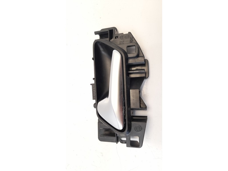 Recambio de maneta interior trasera izquierda para opel corsa f 1.2 referencia OEM IAM 39198474  