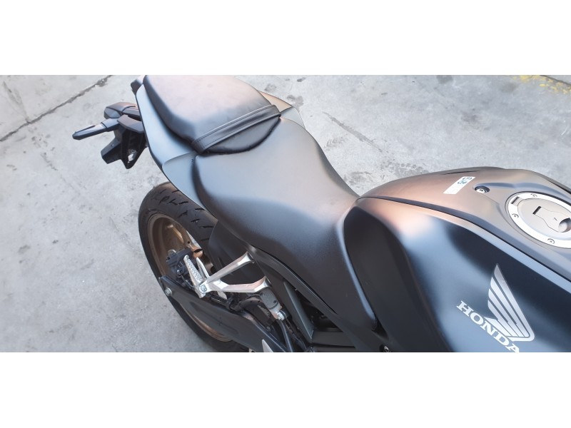 Recambio de asiento para honda cb 125 f referencia OEM IAM 77100K98E20ZA  