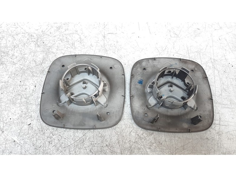 Recambio de tapacubos para citroen c3 feel referencia OEM IAM 98031813XY  