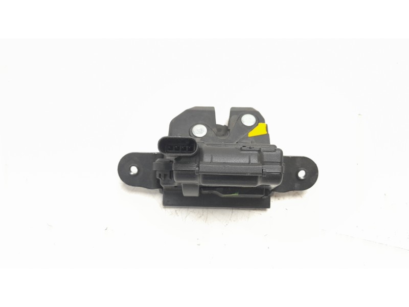 Recambio de cerradura maletero / porton para jeep renegade 1.6 m-jet cat referencia OEM IAM 52096565  