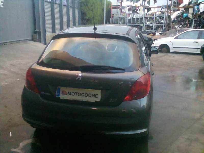 peugeot 207 del año 2006
