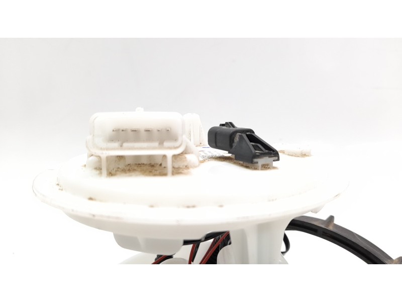 Recambio de bomba combustible para renault megane iv grandtour 1.2 tce energy referencia OEM IAM 172026203R  
