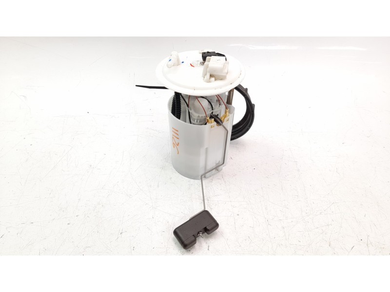 Recambio de bomba combustible para renault megane iv grandtour 1.2 tce energy referencia OEM IAM 172026203R  