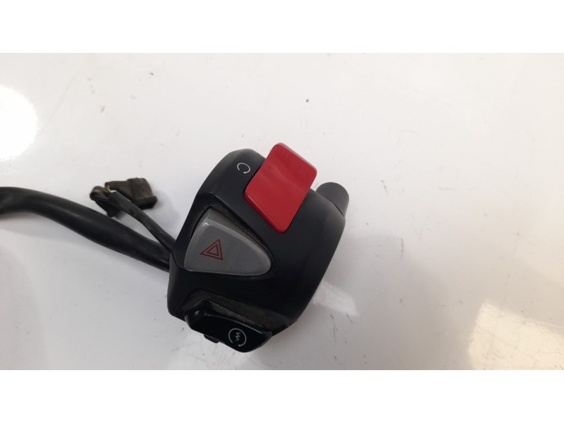 Recambio de piña luces derecha para honda cb500 x cb500 x referencia OEM IAM   