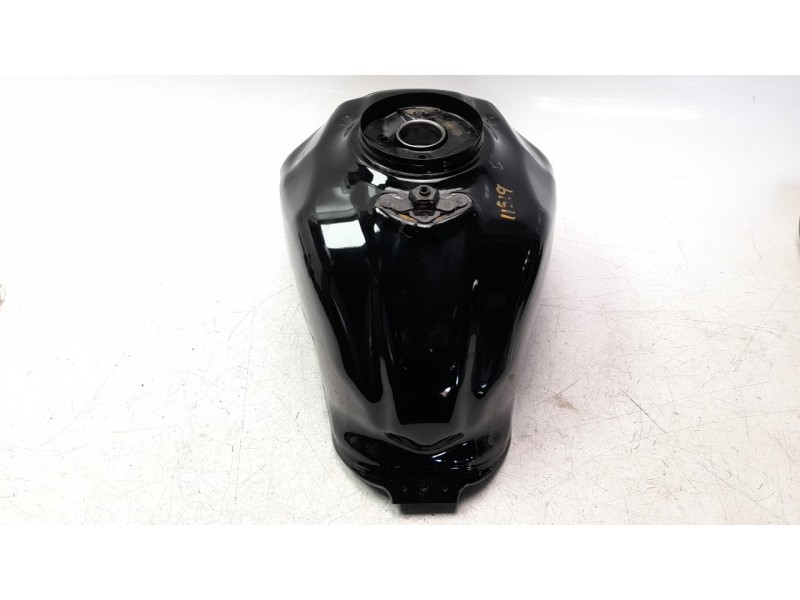 Recambio de deposito combustible para honda cb 125 f referencia OEM IAM 17510K98E00  