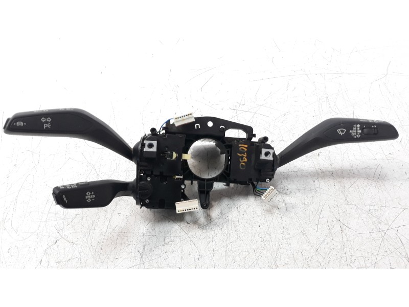 Recambio de mando multifuncion para audi a1 sportback (gba) 1.0 tfsi referencia OEM IAM 82A953521FM  