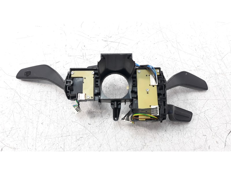Recambio de mando multifuncion para audi a1 sportback (gba) 1.0 tfsi referencia OEM IAM 82A953521FM  