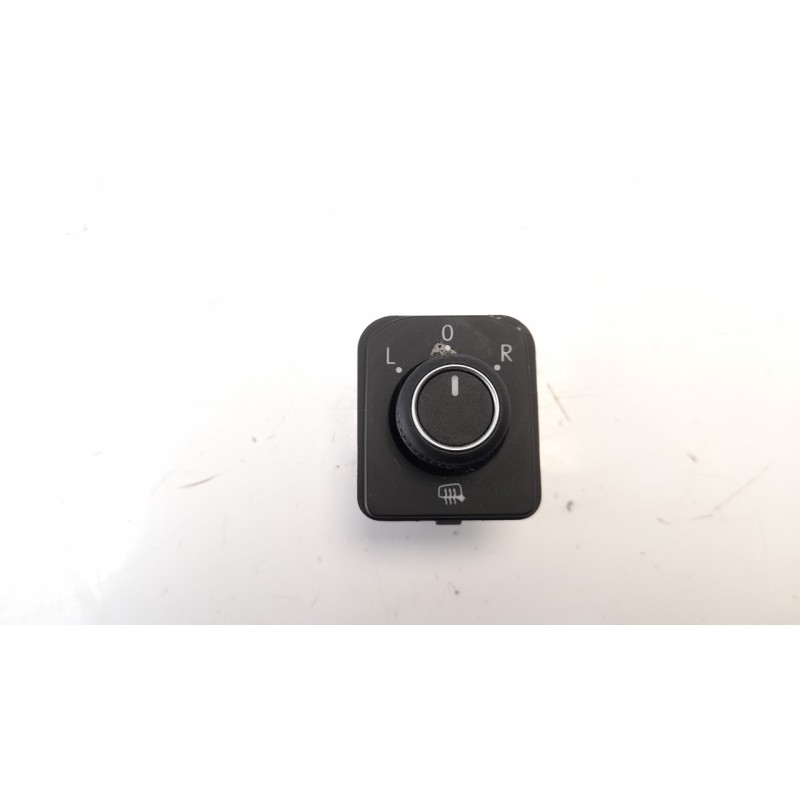 Recambio de mando retrovisor para audi a1 sportback (gba) 1.0 tfsi referencia OEM IAM 2G0959565D  