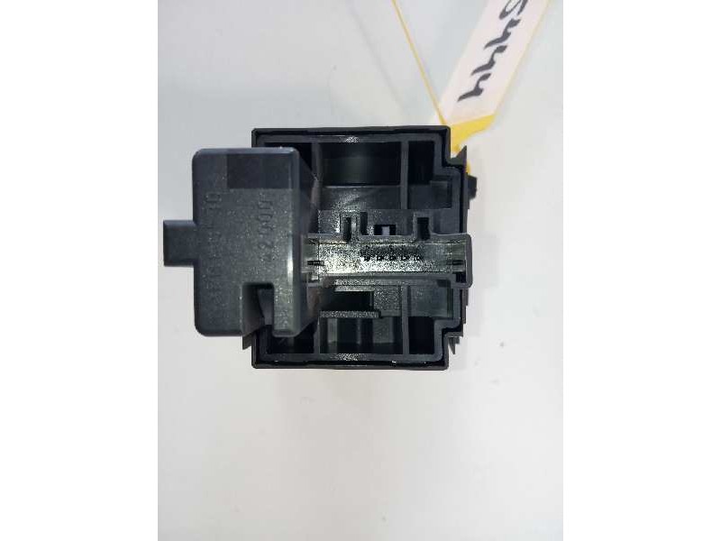 Recambio de interruptor para renault megane iii coupe dynamique referencia OEM IAM 88020092211  