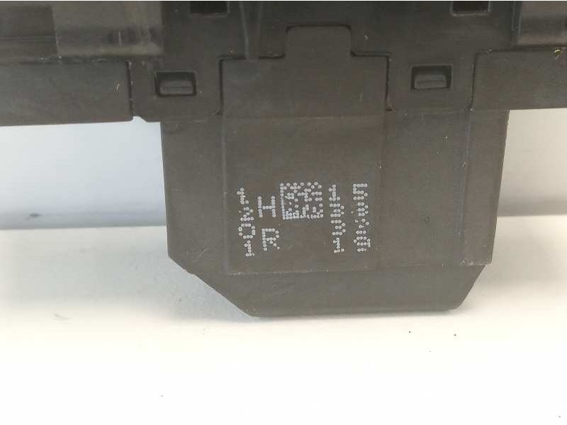 Recambio de interruptor para opel insignia berlina sport referencia OEM IAM 13315839  