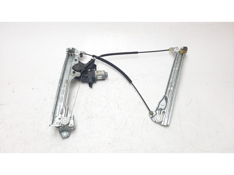 Recambio de elevalunas delantero izquierdo para renault megane iv grandtour 1.2 tce energy referencia OEM IAM 807215959R  