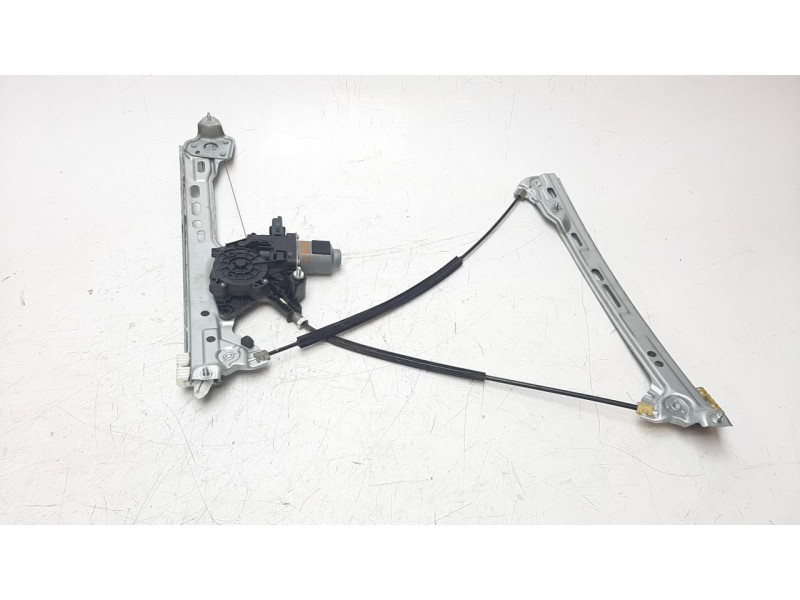 Recambio de elevalunas delantero izquierdo para renault megane iv grandtour 1.2 tce energy referencia OEM IAM 807215959R  