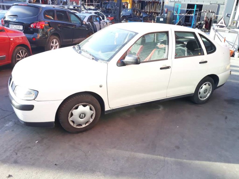 seat cordoba berlina (6k2) del año 2000