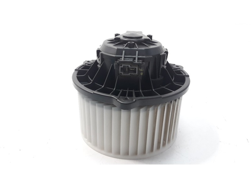 Recambio de ventilador calefaccion para hyundai i30 (gd) 1.4 cat referencia OEM IAM 971133X000 F00S3B2474 