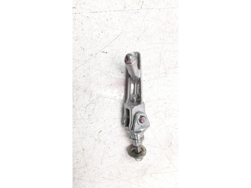 Recambio de estribo para honda cb 125 f referencia OEM IAM 50665MEL000  