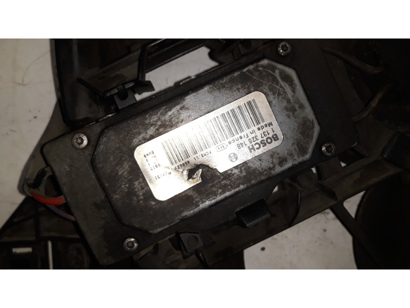 Recambio de electroventilador para ford focus berlina (cap) 1.6 tdci cat referencia OEM IAM 3M5H8C607RE  102GA224009