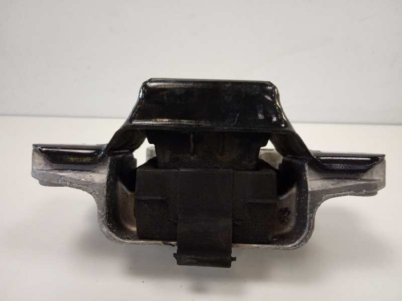 Recambio de soporte motor izquierdo para seat altea (5p1) style copa referencia OEM IAM 1K0199555  