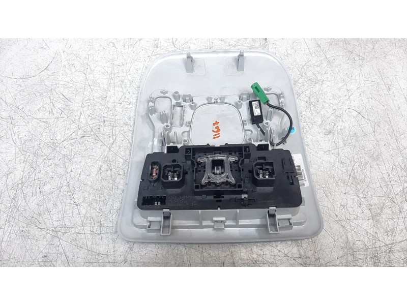 Recambio de luz interior para jeep renegade 1.6 m-jet cat referencia OEM IAM 7356212890  