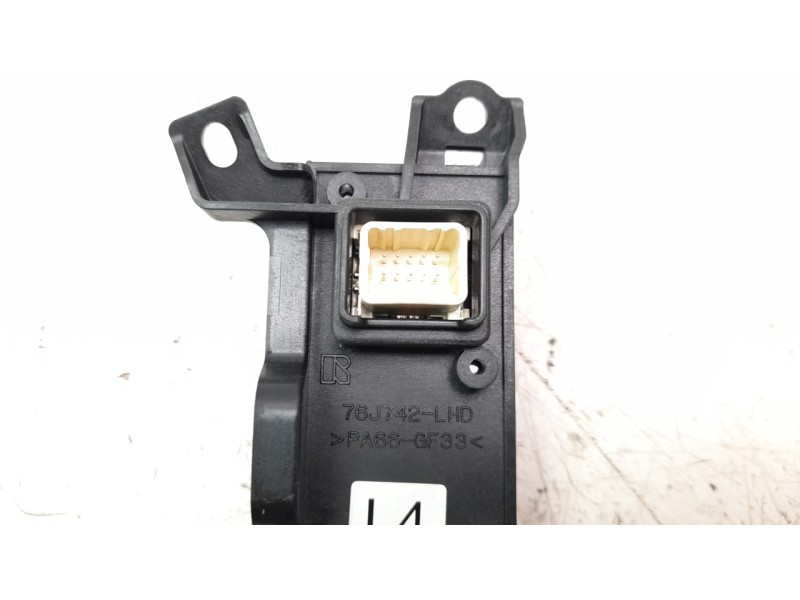 Recambio de pantalla multifuncion para lexus nx 2.5 16v cat (híbrido) referencia OEM IAM 76J742  