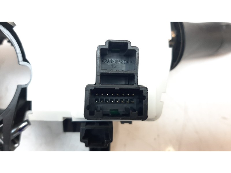 Recambio de mando multifuncion para renault megane iv grandtour 1.2 tce energy referencia OEM IAM 255678341R  