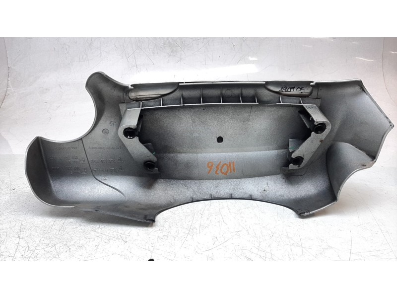 Recambio de tapa motor para porsche cayenne (typ 9pa) turbo s referencia OEM IAM 7L5130114B  