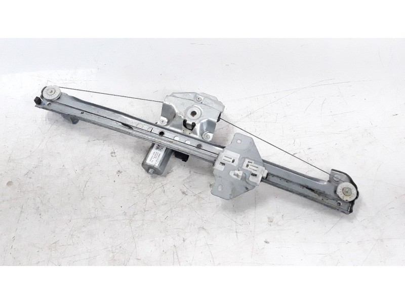 Recambio de elevalunas delantero derecho para dacia dokker 1.5 dci diesel fap cat referencia OEM IAM 807209071R  