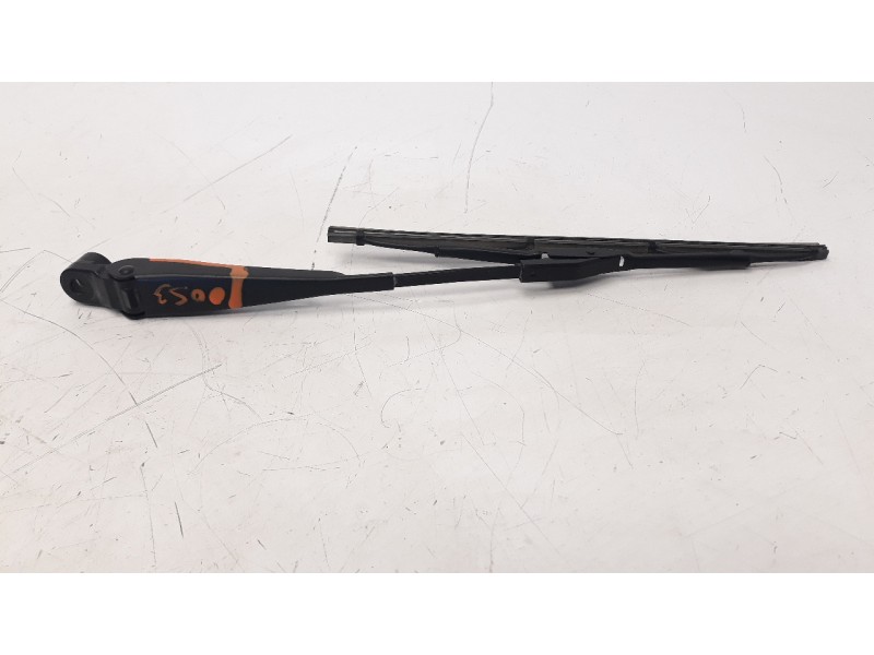 Recambio de brazo limpia trasero para land rover evoque 2.2 td4 cat referencia OEM IAM LR025121  