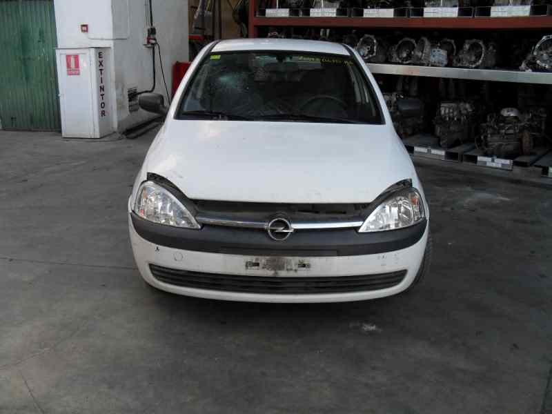opel corsa c del año 2000