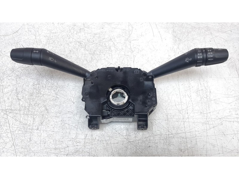 Recambio de mando multifuncion para jeep renegade 1.6 m-jet cat referencia OEM IAM 7356374140  