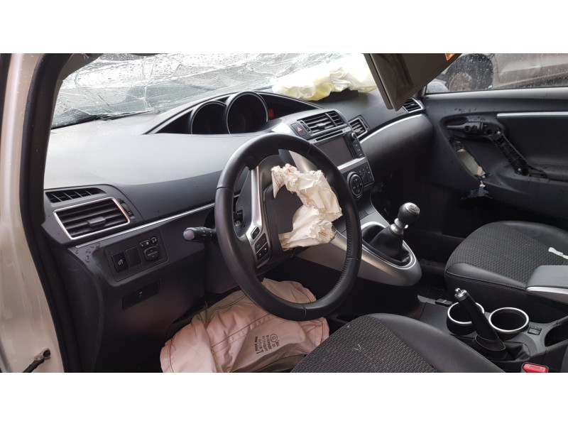 toyota verso del año 2013