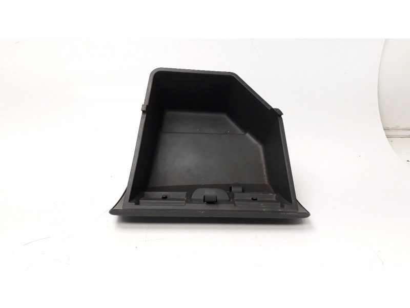 Recambio de guantera para dacia dokker 1.5 dci diesel fap cat referencia OEM IAM 685000924R  