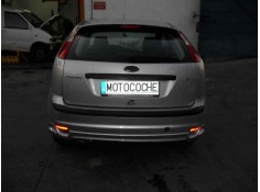 ford focus berlina (cap) del año 2004 2