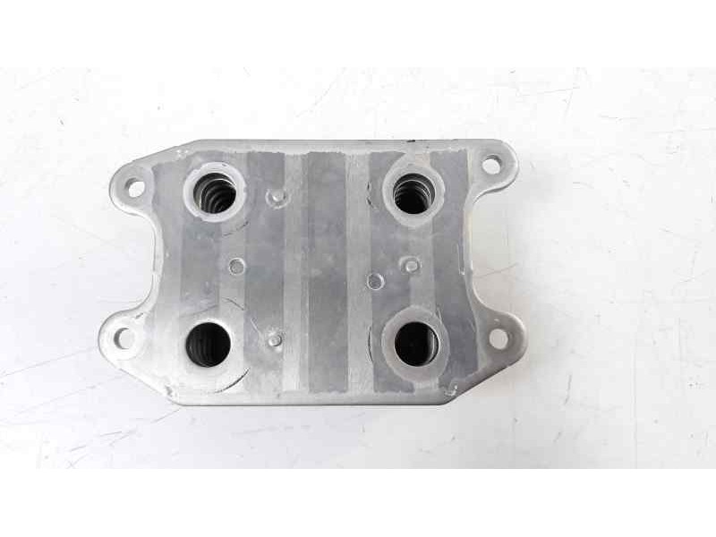 Recambio de enfriador aceite motor para volkswagen golf vii lim. (bq1) ready2go referencia OEM IAM 04E117021L 31329 