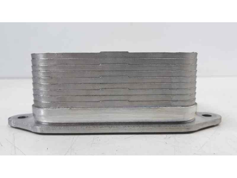 Recambio de enfriador aceite motor para volkswagen golf vii lim. (bq1) ready2go referencia OEM IAM 04E117021L 31329 