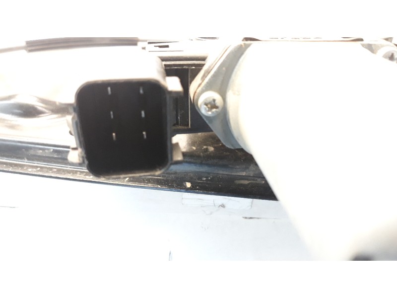 Recambio de elevalunas delantero derecho para land rover evoque 2.2 td4 cat referencia OEM IAM LR067998  
