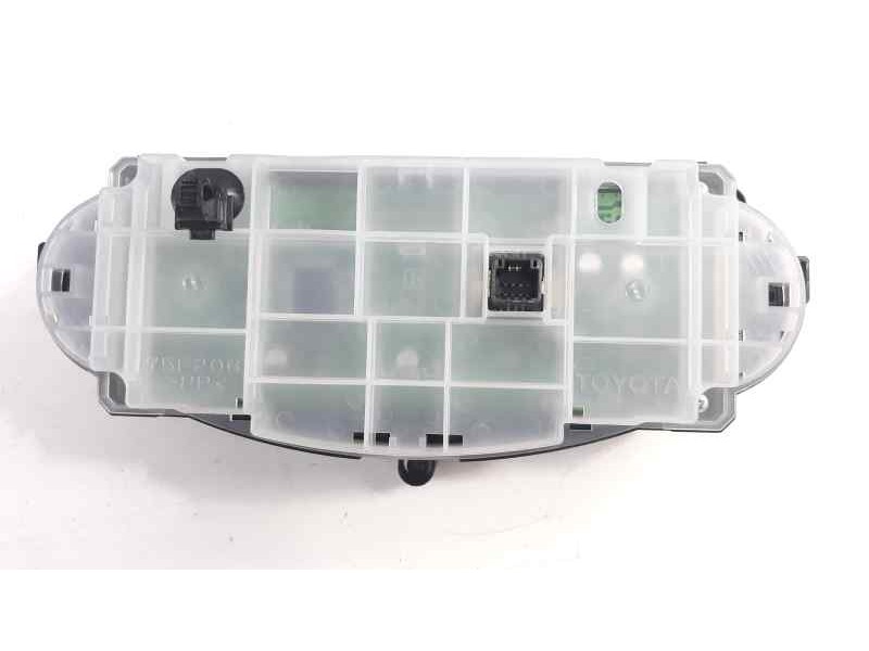 Recambio de mando climatizador para toyota yaris active referencia OEM IAM 559000D330  
