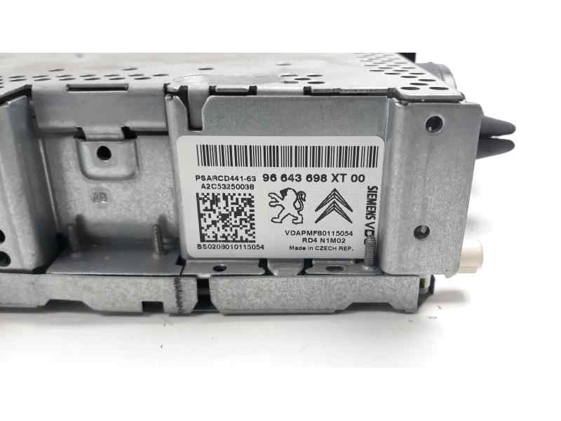 Recambio de sistema audio / radio cd para peugeot 1007 urban referencia OEM IAM 96643698XT  